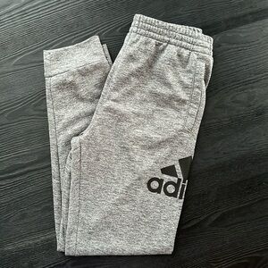*NEVER WORN* BOYS ADIDAS Sweatpants. Heathered Grey. Size L (14/16).